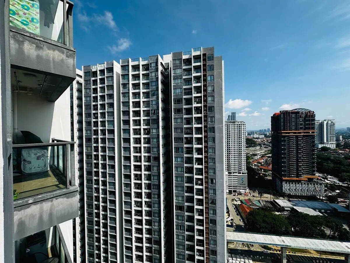 R&F Princess Cove Kuo Dual Key-No Parking Johor Bahru