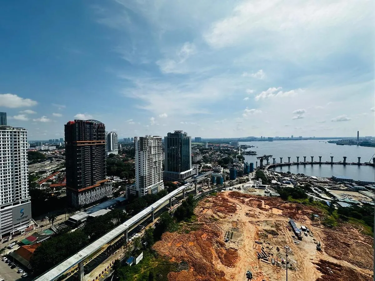 R&F Princess Cove Kuo Dual Key-No Parking Johor Bahru